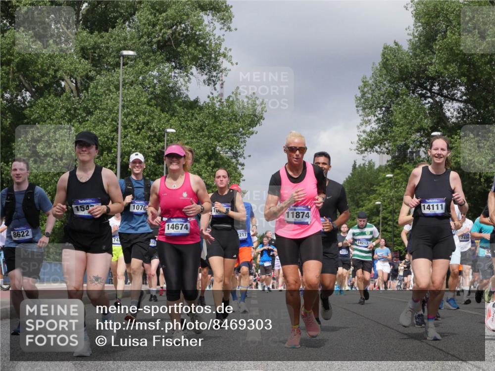 29.06.2025 - hella hamburg halbmarathon Luisa Fischer http://msf.ph/oto/8469303 29.06.2025 10:43:15 Kennedybrücke 8622, 154, 107, 74, 558, 14674, 217, 11874, 2019, 18213, 14111, 7456, 2019, 2976, 3237, 3515, 3882, 3883, 3884, 4173, 4752, 5229, 5876, 5877, 7045, 7455, 7456, 7524, 7675, 7850, 7984, 8612, 8865, 8866, 9698, 9747, 10441, 10626, 10818 meine-sportfotos.de