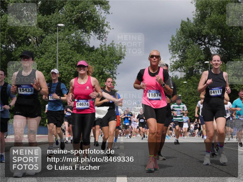 29.06.2025 - hella hamburg halbmarathon Luisa Fischer http://msf.ph/oto/8469336 29.06.2025 10:43:15 Kennedybrücke 15433, 10, 3558, 0, 14674, 11874, 18213, 14111, 388, 2019, 2976, 3237, 3515, 3882, 3883, 3884, 4173, 4752, 5229, 5876, 5877, 7045, 7455, 7456, 7524, 7675, 7850, 7984, 8612, 8865, 8866, 9698, 9747, 10441, 10626, 10818 meine-sportfotos.de
