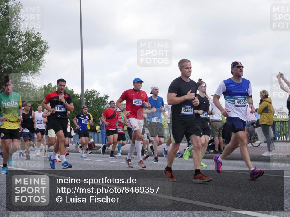 29.06.2025 - hella hamburg halbmarathon Luisa Fischer http://msf.ph/oto/8469357 29.06.2025 09:59:28 Kennedybrücke 7383, 4635, 1877, 6309, 14526, 8261, 17405, 6286, 542, 4065, 1460, 1496, 1877, 2013, 2082, 2208, 2771, 2996, 3310, 3426, 4065, 4377, 4635, 4967, 6286, 6309, 6377, 6561, 6562, 7383, 7475, 8261, 8361, 8514, 8572, 8996, 9082, 9497, 9537, 10371, 10508 meine-sportfotos.de
