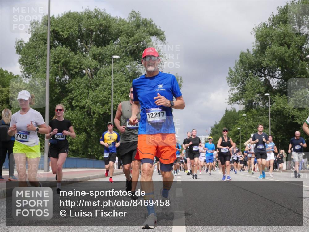 29.06.2025 - hella hamburg halbmarathon Luisa Fischer http://msf.ph/oto/8469458 29.06.2025 10:43:19 Kennedybrücke 7429, 3558, 6545, 12217, 2019, 7675, 1058, 2019, 2888, 3237, 3515, 3808, 3882, 3883, 3884, 5229, 5876, 5877, 7455, 7456, 7675, 7850, 7984, 8391, 8612, 8865, 8866, 9747, 10626, 10818 meine-sportfotos.de