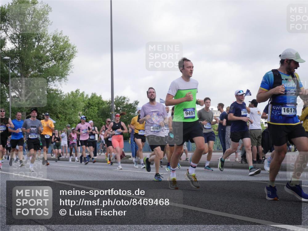 29.06.2025 - hella hamburg halbmarathon Luisa Fischer http://msf.ph/oto/8469468 29.06.2025 09:59:32 Kennedybrücke 377, 1328, 14033, 8572, 2208, 4967, 173, 9497, 6562, 1460, 16179, 1460, 1496, 1537, 2013, 2082, 2208, 2340, 2771, 2996, 3310, 3426, 4635, 4833, 4967, 5169, 6309, 6377, 6561, 6562, 7383, 7475, 8261, 8361, 8514, 8572, 8587, 8996, 9082, 9497, 9752, 10371, 10508 meine-sportfotos.de