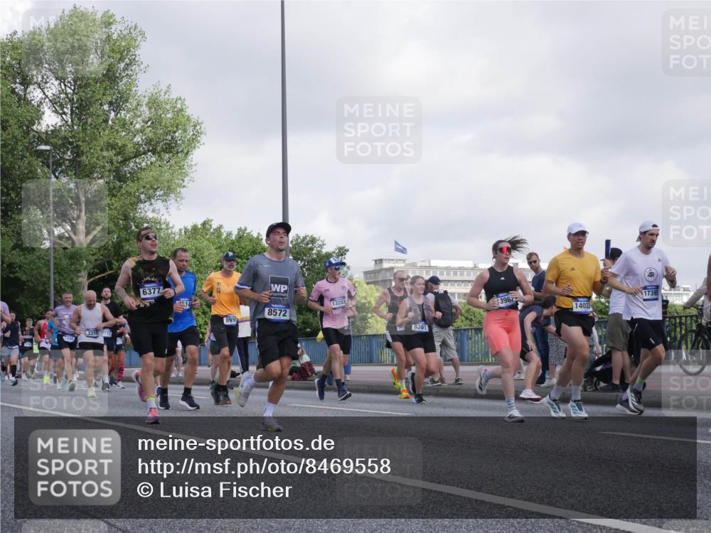 29.06.2025 - hella hamburg halbmarathon Luisa Fischer http://msf.ph/oto/8469558 29.06.2025 09:59:34 Kennedybrücke 3310, 2771, 6377, 514, 8996, 8572, 13282, 30, 8361, 3967, 14033, 17395, 1460, 1496, 1537, 2082, 2208, 2340, 2771, 2878, 3310, 3426, 4833, 4967, 5169, 6309, 6377, 6561, 6562, 8361, 8514, 8572, 8587, 8996, 9082, 9497, 9752, 9820, 10371 meine-sportfotos.de