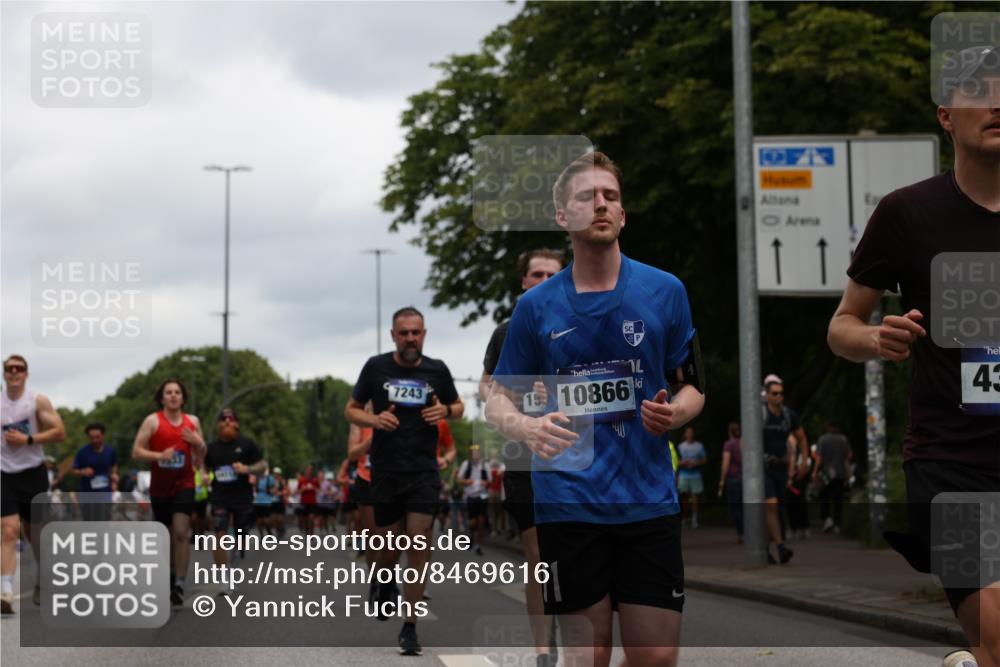 29.06.2025 - hella hamburg halbmarathon Yannick Fuchs http://msf.ph/oto/8469616 29.06.2025 10:57:34 20KM 1184, 1316, 1722, 1724, 1940, 1992, 2424, 2685, 3360, 4370, 5305, 5384, 5734, 6631, 7243, 7290, 7333, 8822, 9124, 9439, 9681, 10128, 10705, 10766, 10866, 11527, 11657, 11771, 12315, 12316, 12513, 12662, 13171, 13528, 13551, 14135, 14313, 14493, 15137, 15516, 15532, 15550, 15897, 16424, 16426, 16478, 16639, 16872, 17071, 17437, 17757, 17894, 18028, 18122, 18355, 18717 meine-sportfotos.de