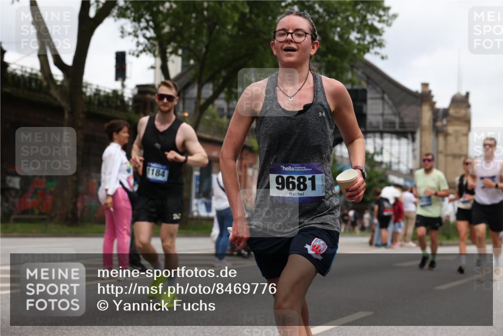 29.06.2025 - hella hamburg halbmarathon Yannick Fuchs http://msf.ph/oto/8469776 29.06.2025 10:57:34 20KM 1184, 1316, 1722, 1724, 1940, 1992, 2424, 2685, 3360, 4370, 5305, 5384, 5734, 6631, 7243, 7290, 7333, 8822, 9124, 9439, 9681, 10128, 10705, 10766, 10866, 11527, 11657, 11771, 12315, 12316, 12513, 12662, 13171, 13528, 13551, 14135, 14313, 14493, 15137, 15516, 15532, 15550, 15897, 16424, 16426, 16478, 16639, 16872, 17071, 17437, 17757, 17894, 18028, 18122, 18355, 18717 meine-sportfotos.de