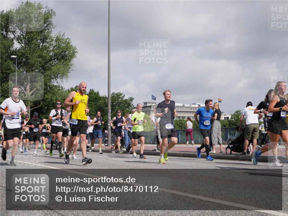 29.06.2025 - hella hamburg halbmarathon Luisa Fischer http://msf.ph/oto/8470112 29.06.2025 09:59:52 Kennedybrücke 7758, 1657, 13865, 4897, 9985, 14125, 158, 207, 1381, 1833, 2074, 2111, 3575, 3652, 3791, 4770, 4897, 5319, 7177, 8651, 8813, 8930, 9876, 9985, 10040 meine-sportfotos.de
