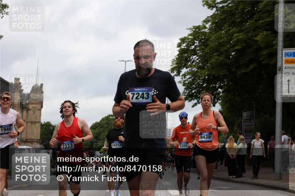 29.06.2025 - hella hamburg halbmarathon Yannick Fuchs http://msf.ph/oto/8470158 29.06.2025 10:57:35 20KM 1184, 1316, 1722, 1724, 1940, 1992, 2424, 2685, 3360, 4328, 4370, 5305, 5384, 5734, 6631, 7243, 7290, 7333, 8822, 9124, 9439, 9681, 10128, 10705, 10766, 10866, 11527, 11657, 11771, 12315, 12316, 12513, 12662, 13171, 13528, 13551, 14135, 14313, 14493, 15137, 15516, 15532, 15550, 15897, 16424, 16426, 16478, 16639, 16872, 17071, 17437, 17757, 17894, 18028, 18122, 18355, 18717 meine-sportfotos.de