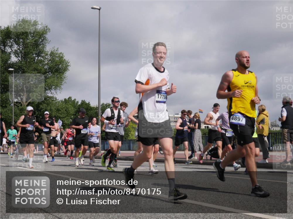 29.06.2025 - hella hamburg halbmarathon Luisa Fischer http://msf.ph/oto/8470175 29.06.2025 09:59:54 Kennedybrücke 7745, 4770, 14834, 1657, 001, 386, 17758, 4897, 2111, 1381, 2074, 2111, 3652, 3791, 4726, 4770, 4897, 5319, 6631, 7177, 8651, 8813, 8930, 8968, 9246, 9985, 10040 meine-sportfotos.de