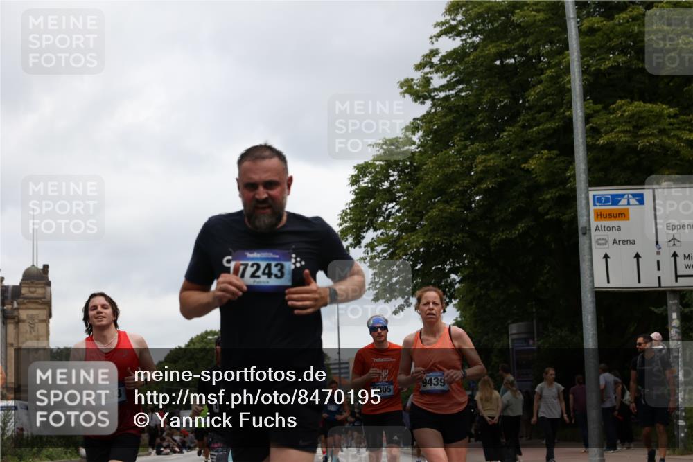 29.06.2025 - hella hamburg halbmarathon Yannick Fuchs http://msf.ph/oto/8470195 29.06.2025 10:57:36 20KM 1184, 1316, 1722, 1724, 1940, 1992, 2424, 2685, 3360, 4328, 4370, 5305, 5384, 5734, 6631, 7243, 7290, 7333, 8822, 9124, 9439, 9681, 10128, 10705, 10766, 10866, 11527, 11657, 11771, 12315, 12316, 12513, 12662, 13171, 13528, 13551, 14135, 14313, 14493, 15516, 15532, 15550, 15897, 16424, 16426, 16639, 16872, 17071, 17437, 17757, 17894, 18028, 18122, 18355, 18717 meine-sportfotos.de