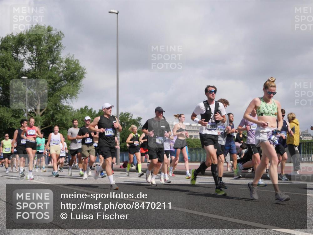 29.06.2025 - hella hamburg halbmarathon Luisa Fischer http://msf.ph/oto/8470211 29.06.2025 09:59:55 Kennedybrücke 924, 3791, 13865, 140, 4592, 16732, 8968, 4770, 17745, 1657, 2074, 2111, 2814, 3652, 3791, 4726, 4770, 4897, 5013, 5319, 6631, 7177, 8651, 8813, 8930, 8968, 9246, 9985, 10040 meine-sportfotos.de