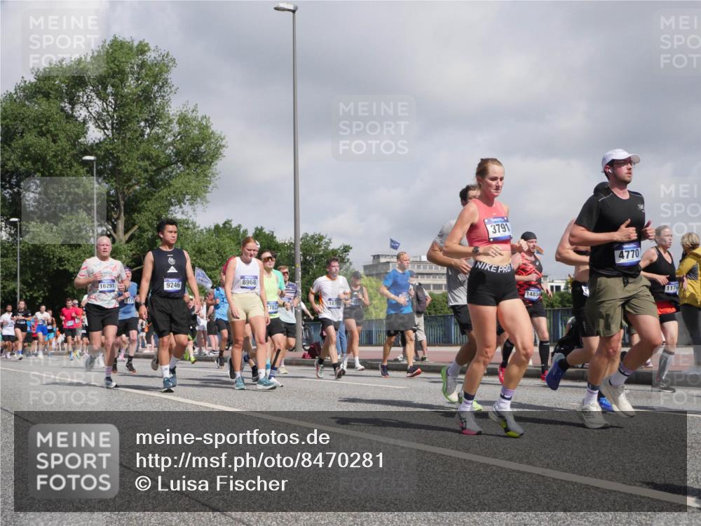 29.06.2025 - hella hamburg halbmarathon Luisa Fischer http://msf.ph/oto/8470281 29.06.2025 09:59:58 Kennedybrücke 16291, 9246, 8968, 7823, 18747, 3791, 14834, 4770, 1174, 2111, 2595, 2814, 3791, 4299, 4726, 4770, 5013, 5319, 6033, 6125, 6631, 7177, 7918, 8651, 8813, 8930, 8968, 9246, 9985, 10040, 10667 meine-sportfotos.de