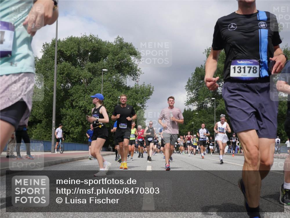 29.06.2025 - hella hamburg halbmarathon Luisa Fischer http://msf.ph/oto/8470303 29.06.2025 10:43:44 Kennedybrücke 9080, 8815, 2254, 2109, 13178, 2109, 2254, 2515, 3607, 4271, 5702, 5975, 6363, 6920, 8739, 8815, 8984, 9187, 9195, 9468, 9977, 10474 meine-sportfotos.de