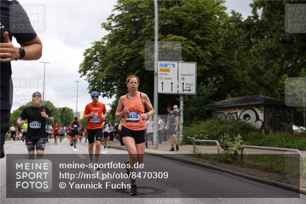 29.06.2025 - hella hamburg halbmarathon Yannick Fuchs http://msf.ph/oto/8470309 29.06.2025 10:57:36 20KM 1184, 1316, 1722, 1724, 1940, 1992, 2424, 2685, 3360, 4328, 4370, 5305, 5384, 5734, 6631, 7243, 7290, 7333, 8822, 9124, 9439, 9681, 10128, 10705, 10766, 10866, 11527, 11657, 11771, 12315, 12316, 12513, 12662, 13171, 13528, 13551, 14135, 14313, 14493, 15516, 15532, 15550, 15897, 16424, 16426, 16639, 16872, 17071, 17437, 17757, 17894, 18028, 18122, 18355, 18717 meine-sportfotos.de