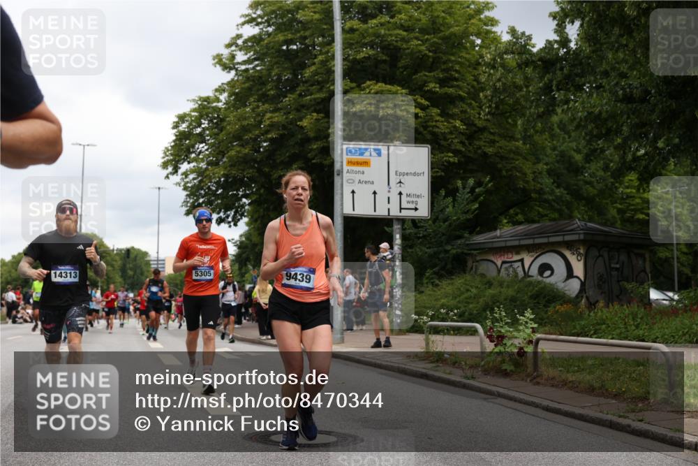 29.06.2025 - hella hamburg halbmarathon Yannick Fuchs http://msf.ph/oto/8470344 29.06.2025 10:57:36 20KM 1184, 1316, 1722, 1724, 1940, 1992, 2424, 2685, 3360, 4328, 4370, 5305, 5384, 5734, 6631, 7243, 7290, 7333, 8822, 9124, 9439, 9681, 10128, 10705, 10766, 10866, 11527, 11657, 11771, 12315, 12316, 12513, 12662, 13171, 13528, 13551, 14135, 14313, 14493, 15516, 15532, 15550, 15897, 16424, 16426, 16639, 16872, 17071, 17437, 17757, 17894, 18028, 18122, 18355, 18717 meine-sportfotos.de