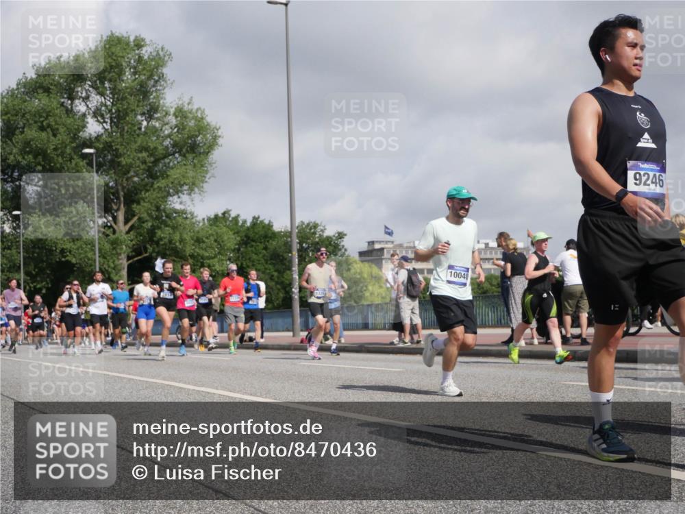 29.06.2025 - hella hamburg halbmarathon Luisa Fischer http://msf.ph/oto/8470436 29.06.2025 10:00:02 Kennedybrücke 10040, 12, 9246, 1086, 2595, 2814, 3103, 4299, 4558, 4726, 5013, 5018, 5319, 6033, 6125, 6631, 7177, 7918, 8651, 8930, 8968, 9060, 9246, 9316, 10040, 10549, 10667 meine-sportfotos.de