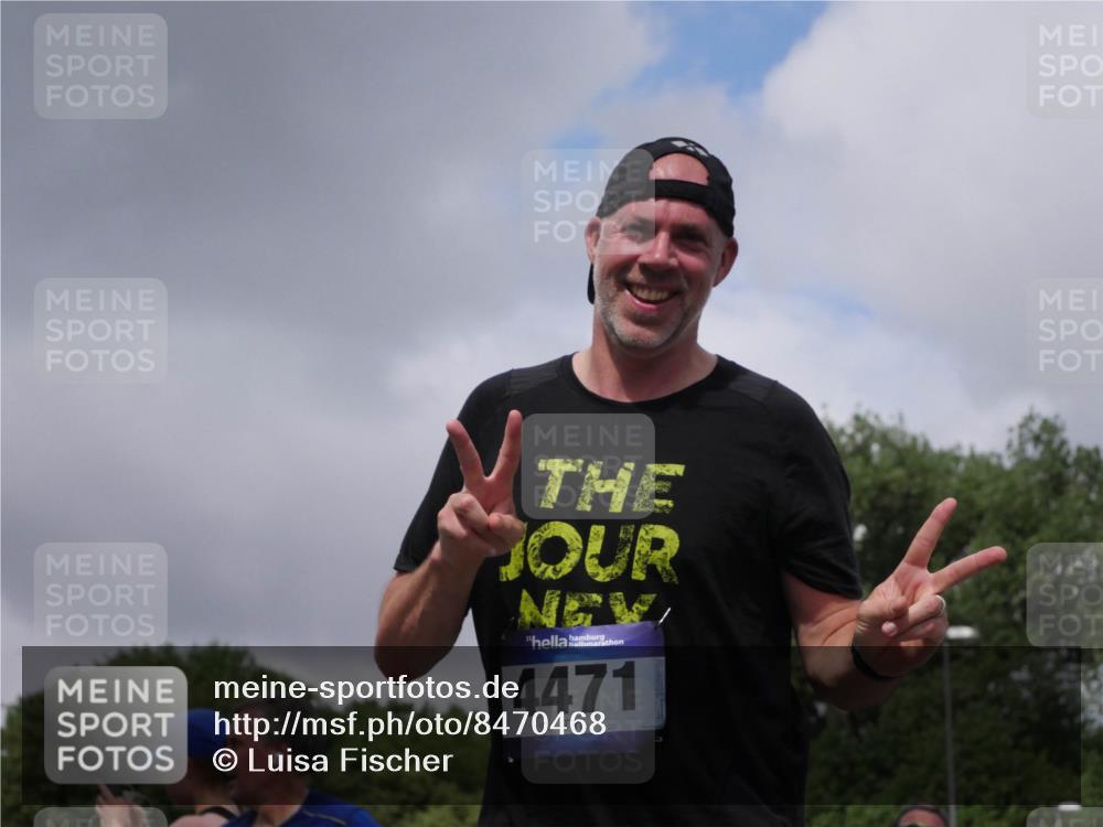 29.06.2025 - hella hamburg halbmarathon Luisa Fischer http://msf.ph/oto/8470468 29.06.2025 10:43:49 Kennedybrücke 4471, 1037, 2109, 2254, 3432, 3607, 3810, 4612, 5351, 6229, 6363, 8739, 8815, 9195, 10166, 10474 meine-sportfotos.de