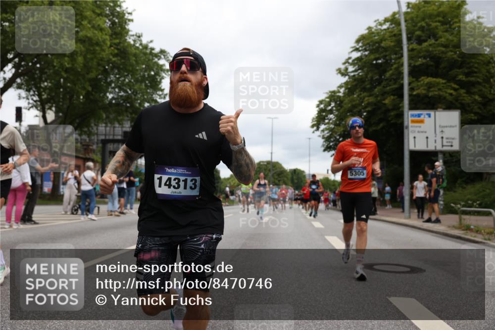 29.06.2025 - hella hamburg halbmarathon Yannick Fuchs http://msf.ph/oto/8470746 29.06.2025 10:57:38 20KM 1184, 1316, 1722, 1724, 1940, 1992, 2685, 3360, 4328, 4370, 5305, 5384, 5734, 6631, 7243, 7290, 7333, 8561, 8822, 9124, 9439, 9681, 10705, 10766, 10866, 11149, 11527, 11657, 11771, 12315, 12316, 12513, 12662, 13171, 13528, 14135, 14313, 14493, 15516, 15532, 15550, 15897, 16424, 16426, 16639, 16872, 17071, 17437, 17730, 17894, 18028, 18122, 18717 meine-sportfotos.de