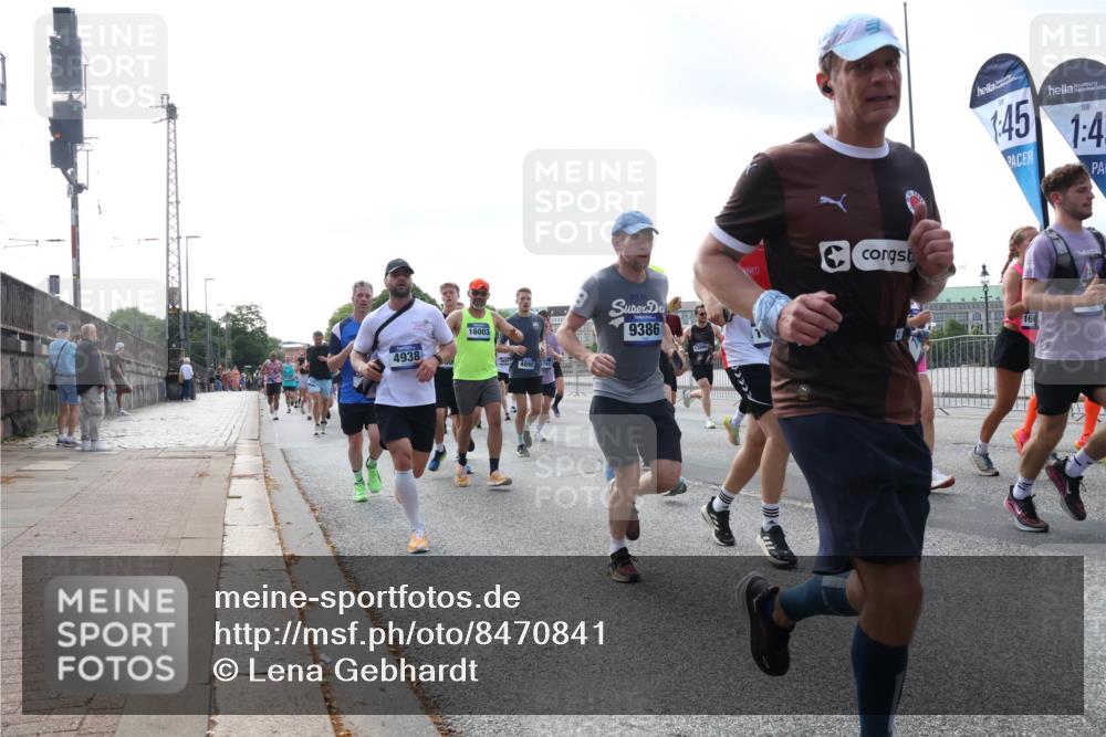 29.06.2025 - hella hamburg halbmarathon Lena Gebhardt http://msf.ph/oto/8470841 29.06.2025 09:55:33 Lombardsbrücke 4938, 16003, 4890, 9386, 145, 1, 4, 16, 1120, 1143, 1151, 1200, 1461, 1630, 1683, 1696, 1706, 1884, 1976, 2207, 2274, 2284, 2287, 2411, 2706, 2708, 2718, 2884, 3087, 3213, 3258, 3399, 3435, 3654, 3692, 3747, 3945, 3985, 4033, 4088, 4093, 4121, 4127, 4189, 4324, 4345, 4601, 4847, 4890, 4938, 5102, 5421, 5459, 5638, 5708, 5915, 6009, 6027, 6054, 6158, 6421, 6481, 6532, 6662, 6691, 6836, 6938, 6994, 7052, 7269, 7312, 7659, 8371, 8437, 8693, 8889, 9031, 9159, 9869, 9931 meine-sportfotos.de