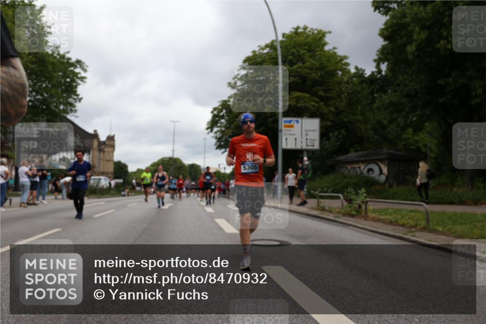 29.06.2025 - hella hamburg halbmarathon Yannick Fuchs http://msf.ph/oto/8470932 29.06.2025 10:57:38 20KM 1184, 1316, 1722, 1724, 1940, 1992, 2685, 3360, 4328, 4370, 5305, 5384, 5734, 6631, 7243, 7290, 7333, 8561, 8822, 9124, 9439, 9681, 10705, 10766, 10866, 11149, 11527, 11657, 11771, 12315, 12316, 12513, 12662, 13171, 13528, 14135, 14313, 14493, 15516, 15532, 15550, 15897, 16424, 16426, 16639, 16872, 17071, 17437, 17730, 17894, 18028, 18122, 18717 meine-sportfotos.de