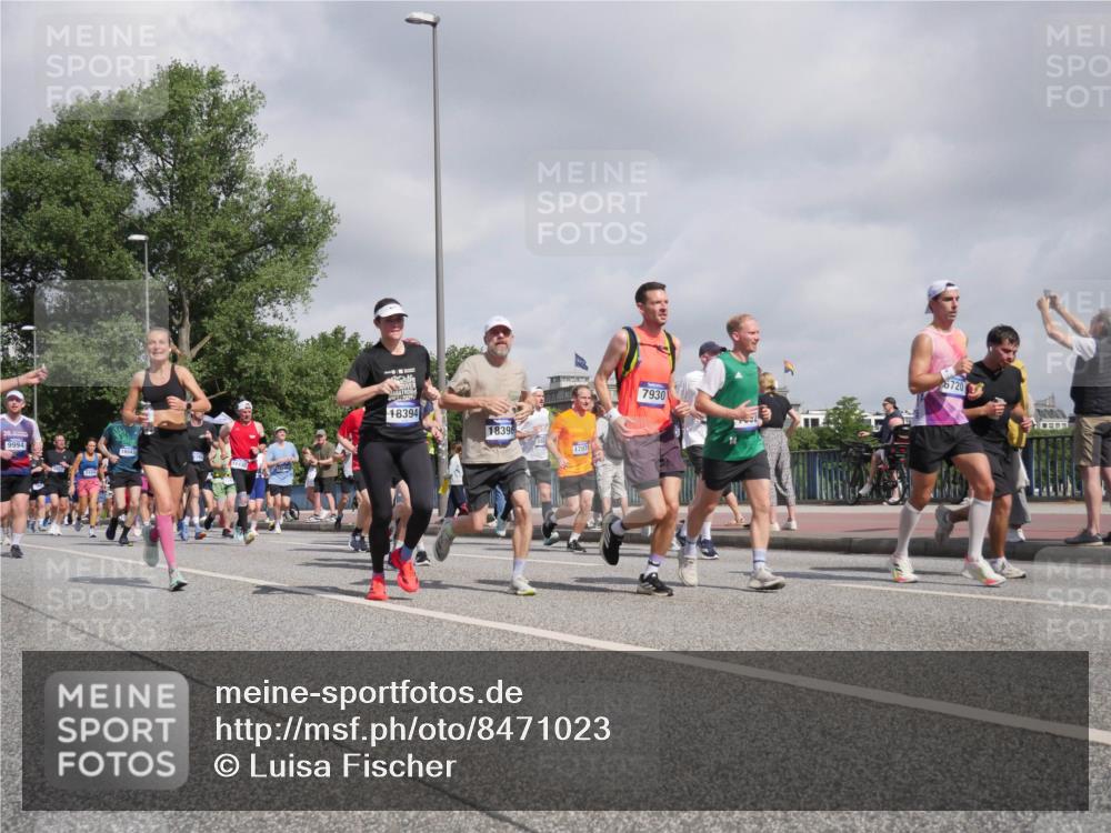 29.06.2025 - hella hamburg halbmarathon Luisa Fischer http://msf.ph/oto/8471023 29.06.2025 10:00:22 Kennedybrücke 20, 9994, 2444, 16043, 11430, 18394, 18396, 1797, 7930, 6720, 1030, 1094, 1193, 1422, 2025, 2138, 2444, 3048, 3093, 3096, 3698, 3999, 5021, 5633, 5820, 5907, 6374, 6720, 6942, 7221, 7397, 7930, 7932, 8172, 8413, 9739, 9791, 9994, 10215, 10368, 10376 meine-sportfotos.de
