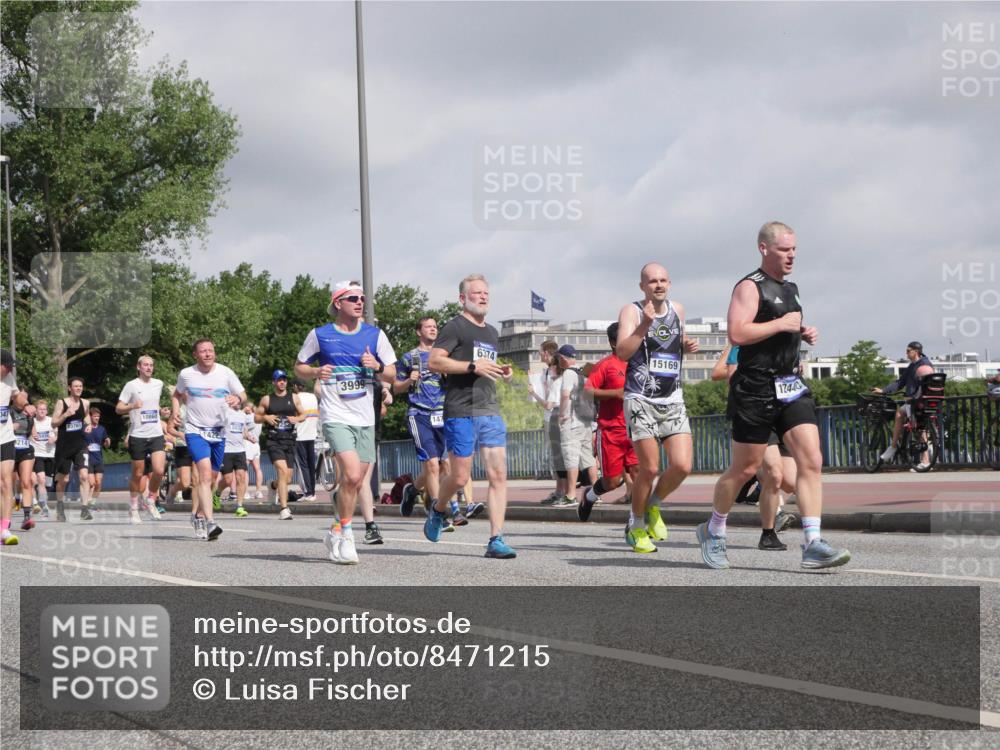 29.06.2025 - hella hamburg halbmarathon Luisa Fischer http://msf.ph/oto/8471215 29.06.2025 10:00:30 Kennedybrücke 047, 13761, 10860, 1422, 3999, 6374, 15169, 12440, 1094, 1193, 1320, 1321, 1422, 2252, 2444, 2946, 3048, 3058, 3096, 3698, 3999, 4379, 5032, 5633, 5907, 6374, 6569, 6776, 7134, 7742, 7952, 7973, 8172, 8973, 9214, 9227, 10368, 10376, 10860 meine-sportfotos.de