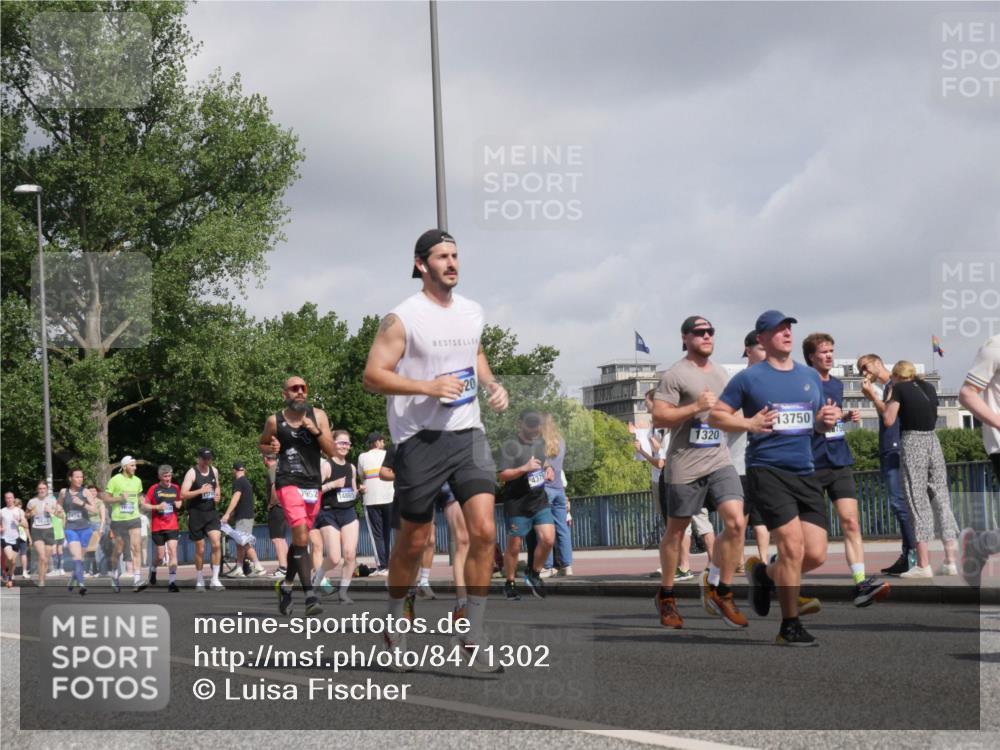 29.06.2025 - hella hamburg halbmarathon Luisa Fischer http://msf.ph/oto/8471302 29.06.2025 10:00:36 Kennedybrücke 478, 11778, 7952, 14265, 20, 4379, 1320, 13750, 1320, 1321, 1870, 2252, 2397, 2946, 3058, 4379, 5032, 6569, 6628, 6776, 7134, 7478, 7594, 7742, 7952, 7973, 8176, 8973, 9214, 9227, 10860 meine-sportfotos.de