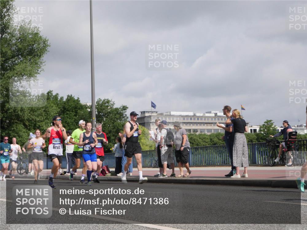 29.06.2025 - hella hamburg halbmarathon Luisa Fischer http://msf.ph/oto/8471386 29.06.2025 10:00:39 Kennedybrücke 18810, 177, 6008, 7478, 21, 25, 6628, 17530, 1258, 1320, 1321, 1335, 1870, 2397, 4379, 4986, 6569, 6628, 6776, 7478, 7594, 7646, 7724, 7952, 7973, 8176, 8689, 8973, 9227 meine-sportfotos.de