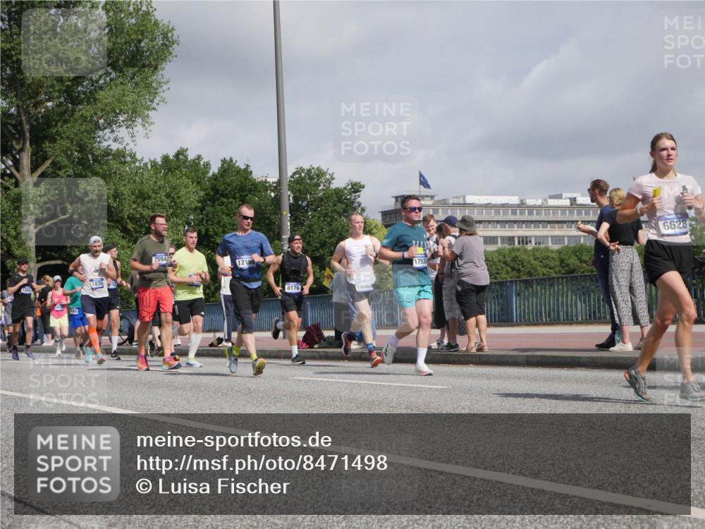 29.06.2025 - hella hamburg halbmarathon Luisa Fischer http://msf.ph/oto/8471498 29.06.2025 10:00:43 Kennedybrücke 13047, 1870, 7594, 12155, 8176, 19067, 17530, 6628, 1258, 1335, 1870, 2397, 2448, 2488, 4986, 5672, 6356, 6628, 7478, 7594, 7646, 7724, 7973, 8176, 8689, 9145 meine-sportfotos.de