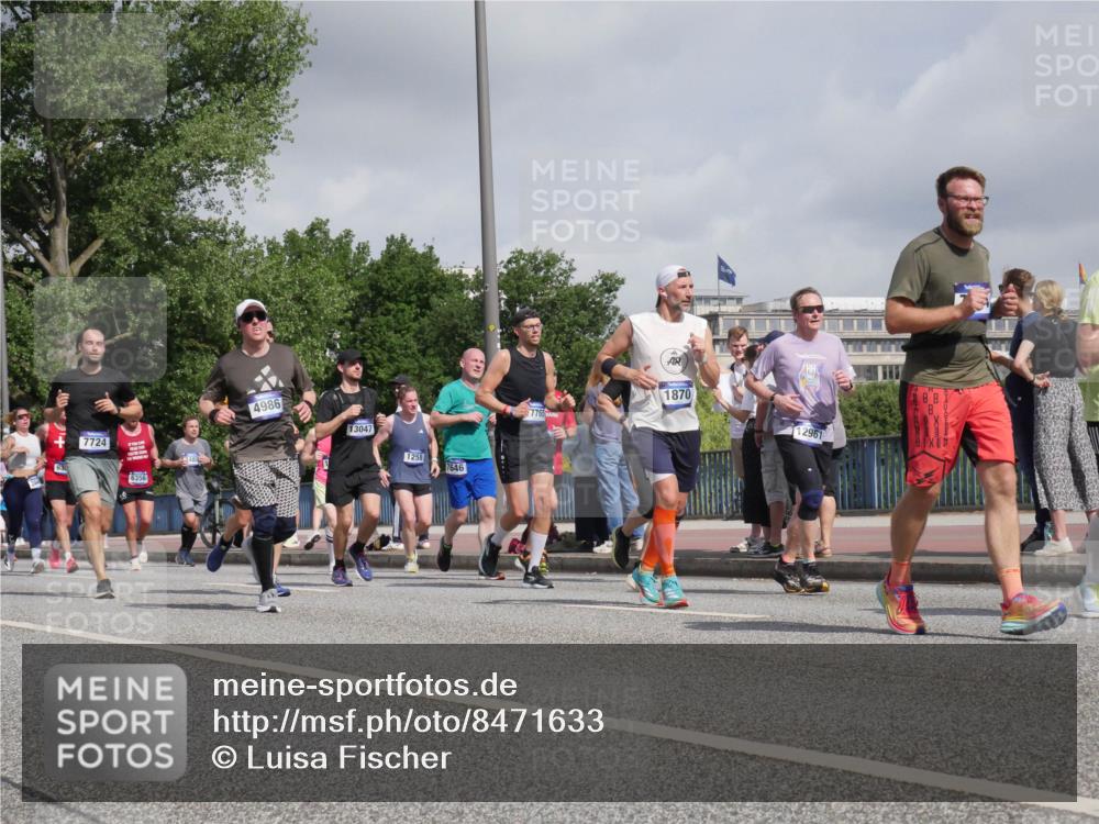 29.06.2025 - hella hamburg halbmarathon Luisa Fischer http://msf.ph/oto/8471633 29.06.2025 10:00:45 Kennedybrücke 7724, 6356, 2488, 4986, 13047, 1258, 7646, 7765, 1870, 12961, 1258, 1335, 1563, 1870, 2397, 2448, 2488, 2612, 4986, 5672, 6356, 6628, 7478, 7594, 7646, 7724, 7976, 8176, 8689, 9145 meine-sportfotos.de