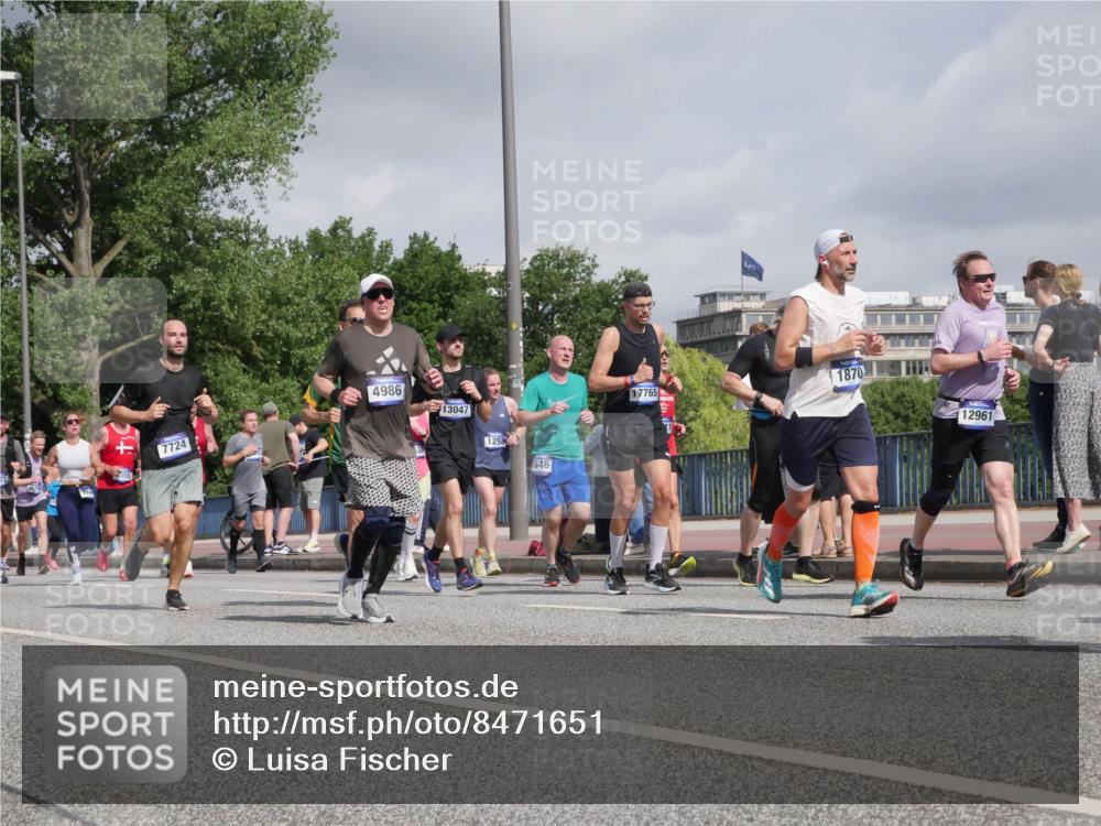 29.06.2025 - hella hamburg halbmarathon Luisa Fischer http://msf.ph/oto/8471651 29.06.2025 10:00:46 Kennedybrücke 4986, 7724, 13047, 1258, 646, 17765, 1870, 12961, 1258, 1335, 1563, 1870, 2397, 2448, 2488, 2612, 2636, 4814, 4986, 5672, 6356, 6628, 7594, 7646, 7724, 7976, 8176, 8689, 9145 meine-sportfotos.de