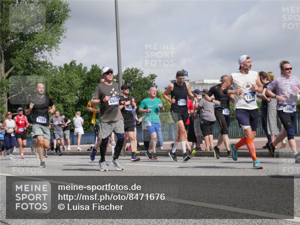 29.06.2025 - hella hamburg halbmarathon Luisa Fischer http://msf.ph/oto/8471676 29.06.2025 10:00:46 Kennedybrücke 6355, 7724, 4986, 13047, 7646, 17765, 1335, 1870, 12961, 1258, 1335, 1563, 1870, 2397, 2448, 2488, 2612, 2636, 4814, 4986, 5672, 6356, 6628, 7594, 7646, 7724, 7976, 8176, 8689, 9145 meine-sportfotos.de