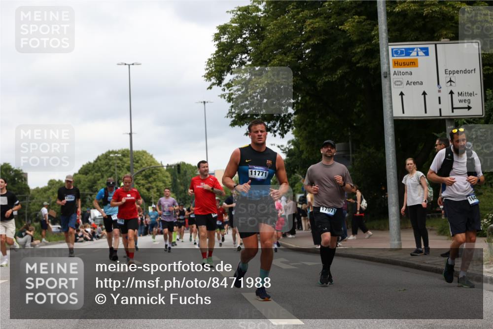 29.06.2025 - hella hamburg halbmarathon Yannick Fuchs http://msf.ph/oto/8471988 29.06.2025 10:57:42 20KM 1184, 1254, 1316, 1464, 1722, 1724, 1940, 2685, 4328, 4370, 5305, 5384, 7243, 7290, 7333, 8561, 9191, 9439, 9681, 10705, 10766, 10866, 11149, 11527, 11657, 11771, 12315, 12316, 12513, 12662, 13171, 13841, 14135, 14313, 14493, 15093, 15532, 15550, 15897, 16424, 16426, 16639, 16995, 17061, 17071, 17437, 17730, 17894, 18122, 18717 meine-sportfotos.de