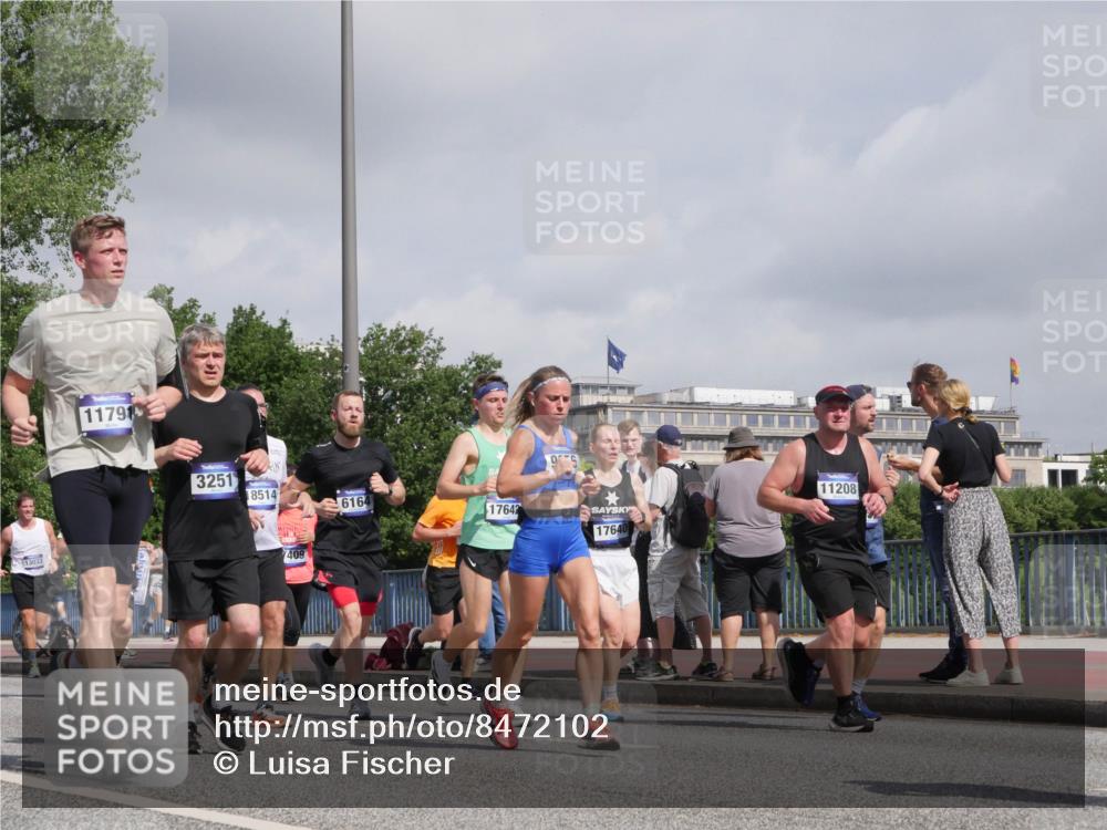 29.06.2025 - hella hamburg halbmarathon Luisa Fischer http://msf.ph/oto/8472102 29.06.2025 10:00:59 Kennedybrücke 13033, 11791, 3251, 8514, 409, 6164, 17642, 17640, 11208, 1179, 2070, 2636, 3251, 4814, 5093, 6164, 6897, 7065, 7409, 7509, 7896, 8449, 8508, 8590, 9057, 9065, 9656, 9835 meine-sportfotos.de