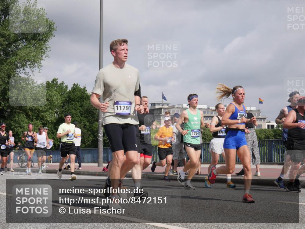 29.06.2025 - hella hamburg halbmarathon Luisa Fischer http://msf.ph/oto/8472151 29.06.2025 10:01:00 Kennedybrücke 7509, 844, 13033, 16653, 11791, 0164, 182, 17642, 1764, 9656, 1179, 2070, 3251, 5093, 6164, 6897, 7065, 7409, 7509, 7896, 8449, 8508, 8590, 9057, 9065, 9656, 9835 meine-sportfotos.de