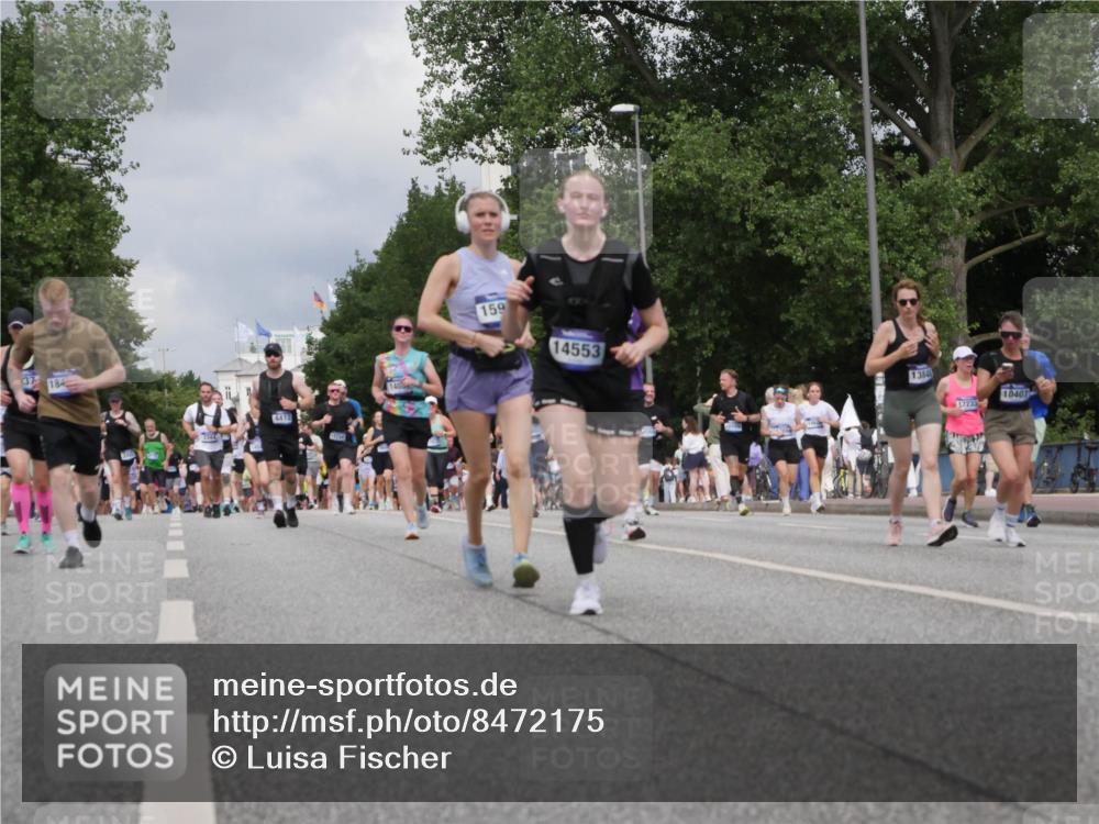 29.06.2025 - hella hamburg halbmarathon Luisa Fischer http://msf.ph/oto/8472175 29.06.2025 10:44:34 Kennedybrücke 37, 184, 140, 9, 159, 14553, 1384, 10407, 37233, 1731, 4412, 4638, 5549, 6088, 7661, 8769, 10407, 10644 meine-sportfotos.de