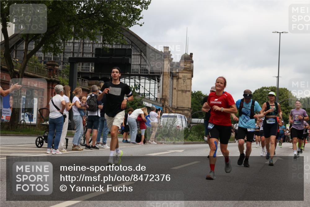 29.06.2025 - hella hamburg halbmarathon Yannick Fuchs http://msf.ph/oto/8472376 29.06.2025 10:57:44 20KM 1184, 1254, 1316, 1334, 1464, 1940, 2685, 4328, 5305, 5384, 7243, 7290, 7333, 8561, 9191, 9439, 10705, 10766, 10866, 11149, 11527, 11657, 11771, 12315, 12316, 12513, 12662, 13171, 13841, 14135, 14313, 14493, 15093, 15532, 15550, 15897, 16424, 16426, 16639, 16995, 17061, 17071, 17437, 17730, 17894, 18122, 18717 meine-sportfotos.de
