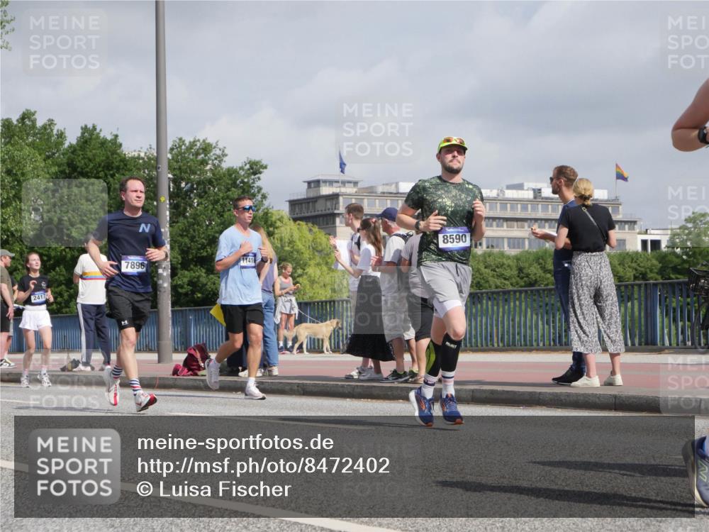 29.06.2025 - hella hamburg halbmarathon Luisa Fischer http://msf.ph/oto/8472402 29.06.2025 10:01:07 Kennedybrücke 2417, 7896, 11416, 8590, 1815, 2070, 2417, 2711, 3114, 4903, 5378, 5775, 5894, 6272, 6580, 6897, 7065, 7509, 7896, 8311, 8449, 8590, 9012, 9562 meine-sportfotos.de