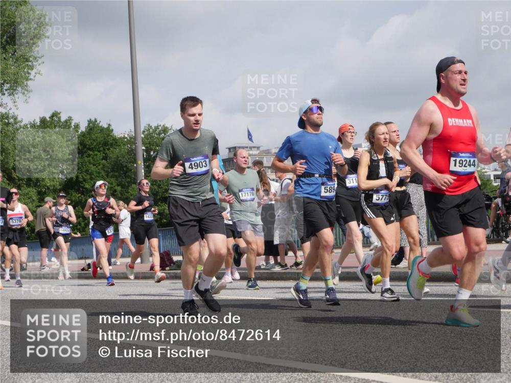 29.06.2025 - hella hamburg halbmarathon Luisa Fischer http://msf.ph/oto/8472614 29.06.2025 10:01:12 Kennedybrücke 3, 5378, 14805, 14323, 4903, 17176, 589, 311, 5775, 19244, 1815, 2029, 2417, 2711, 3041, 3114, 4903, 5259, 5305, 5378, 5775, 5894, 6272, 6580, 6754, 7856, 7896, 8311, 8825, 9012, 9562 meine-sportfotos.de