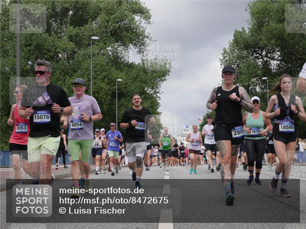 29.06.2025 - hella hamburg halbmarathon Luisa Fischer http://msf.ph/oto/8472675 29.06.2025 10:44:46 Kennedybrücke 8053, 15076, 8054, 5689, 5928, 11482, 1851, 4775, 2805, 7872, 1649, 18580, 2805, 3344, 4412, 4774, 5688, 5928, 8769, 9009 meine-sportfotos.de