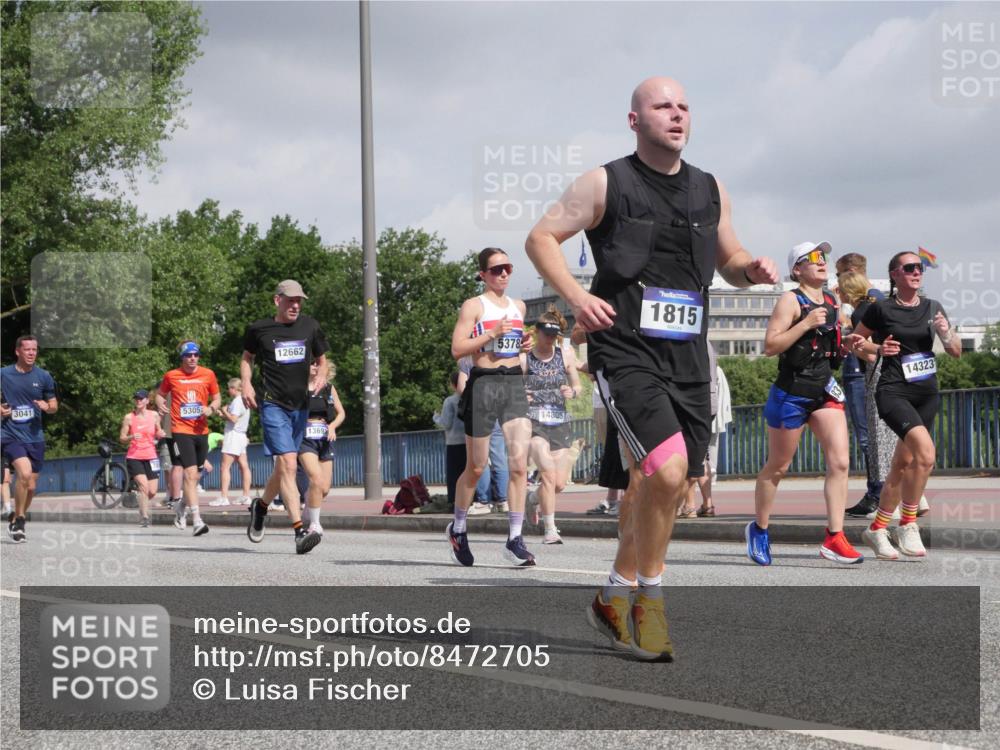 29.06.2025 - hella hamburg halbmarathon Luisa Fischer http://msf.ph/oto/8472705 29.06.2025 10:01:14 Kennedybrücke 12662, 5378, 3041, 5305, 1369, 14805, 1815, 14323, 1034, 1815, 2029, 2417, 2711, 3041, 3114, 3819, 4903, 5259, 5305, 5378, 5775, 5894, 6272, 6580, 6754, 7856, 8311, 8825, 9012, 9562, 10084 meine-sportfotos.de