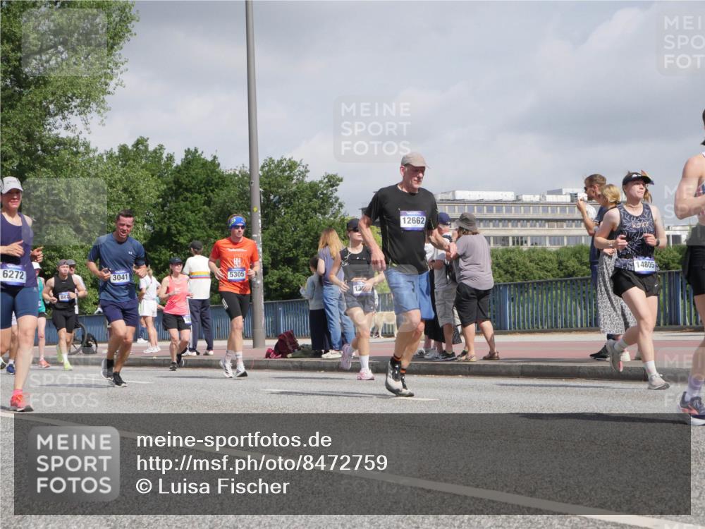 29.06.2025 - hella hamburg halbmarathon Luisa Fischer http://msf.ph/oto/8472759 29.06.2025 10:01:15 Kennedybrücke 6272, 3041, 5305, 12662, 14805, 1034, 1815, 2029, 2417, 3041, 3114, 3819, 4903, 5259, 5305, 5378, 5775, 6272, 6580, 6754, 7856, 8311, 8825, 9012, 9562, 10084 meine-sportfotos.de