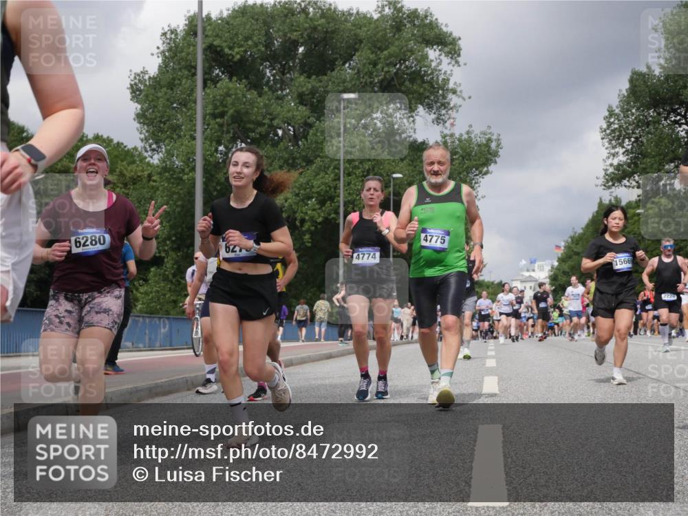 29.06.2025 - hella hamburg halbmarathon Luisa Fischer http://msf.ph/oto/8472992 29.06.2025 10:44:53 Kennedybrücke 6280, 4774, 4775, 15669, 2229, 1314, 2229, 3694, 4774, 5086, 5688, 7821, 8293, 9009, 9370, 10027 meine-sportfotos.de
