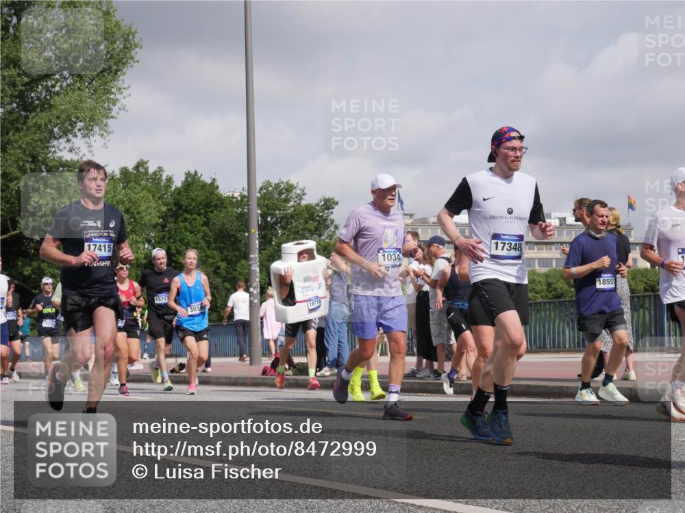 29.06.2025 - hella hamburg halbmarathon Luisa Fischer http://msf.ph/oto/8472999 29.06.2025 10:01:22 Kennedybrücke 15275, 17415, 15727, 3819, 18715, 1034, 17348, 1855, 1034, 1285, 2029, 2034, 2518, 2656, 2883, 3819, 3859, 5077, 5259, 5305, 5721, 6433, 6754, 6877, 7369, 7732, 7856, 8393, 8825, 9770, 10084 meine-sportfotos.de