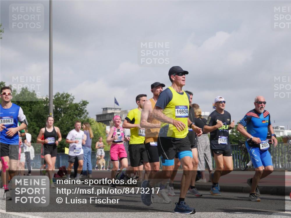 29.06.2025 - hella hamburg halbmarathon Luisa Fischer http://msf.ph/oto/8473217 29.06.2025 10:01:27 Kennedybrücke 18867, 3470, 2883, 16924, 15275, 203, 1285, 1727, 2034, 2518, 2656, 2883, 3334, 3819, 3859, 4167, 5077, 5721, 6433, 6592, 6657, 6759, 6877, 7369, 7732, 8393, 9770, 10084 meine-sportfotos.de