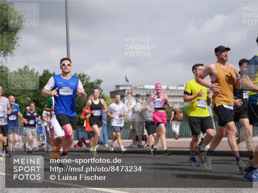 29.06.2025 - hella hamburg halbmarathon Luisa Fischer http://msf.ph/oto/8473234 29.06.2025 10:01:27 Kennedybrücke 770, 8393, 18867, 3470, 6433, 1163, 15, 1285, 1727, 2034, 2518, 2656, 2883, 3334, 3819, 3859, 4167, 5077, 5721, 6433, 6592, 6657, 6759, 6877, 7369, 7732, 8393, 9770, 10084 meine-sportfotos.de
