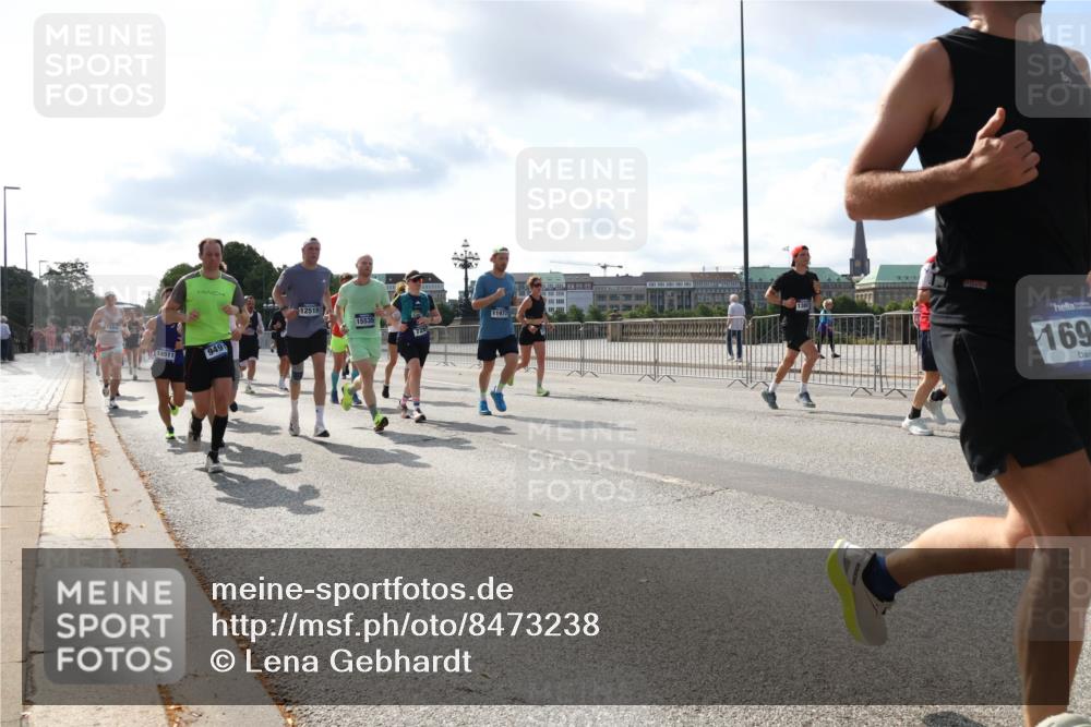 29.06.2025 - hella hamburg halbmarathon Lena Gebhardt http://msf.ph/oto/8473238 29.06.2025 09:55:42 Lombardsbrücke 12519, 15535, 11977, 14511, 949, 169, 1120, 1143, 1151, 1216, 1267, 1461, 1630, 1683, 1696, 1706, 1884, 1976, 2207, 2274, 2284, 2287, 2411, 2706, 2708, 2718, 2818, 2864, 2884, 3087, 3213, 3399, 3435, 3543, 3654, 3692, 3747, 3945, 3985, 4033, 4088, 4093, 4127, 4189, 4324, 4345, 4346, 4601, 4847, 4890, 4938, 5102, 5116, 5421, 5459, 5708, 5915, 6009, 6054, 6158, 6421, 6481, 6532, 6662, 6691, 6836, 6938, 6994, 7052, 7056, 7100, 7224, 7269, 7312 meine-sportfotos.de