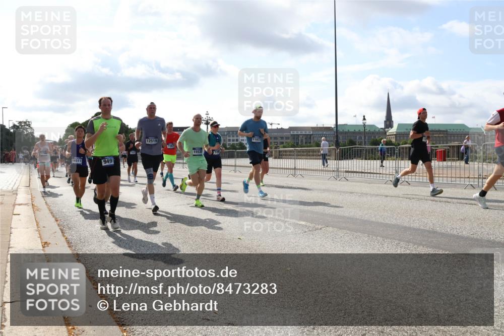 29.06.2025 - hella hamburg halbmarathon Lena Gebhardt http://msf.ph/oto/8473283 29.06.2025 09:55:42 Lombardsbrücke 14511, 949, 12519, 7367, 15535, 11977, 1120, 1143, 1151, 1216, 1267, 1461, 1630, 1683, 1696, 1706, 1884, 1976, 2207, 2274, 2284, 2287, 2411, 2706, 2708, 2718, 2818, 2864, 2884, 3087, 3213, 3399, 3435, 3543, 3654, 3692, 3747, 3945, 3985, 4033, 4088, 4093, 4127, 4189, 4324, 4345, 4346, 4601, 4847, 4890, 4938, 5102, 5116, 5421, 5459, 5708, 5915, 6009, 6054, 6158, 6421, 6481, 6532, 6662, 6691, 6836, 6938, 6994, 7052, 7056, 7100, 7224, 7269, 7312 meine-sportfotos.de
