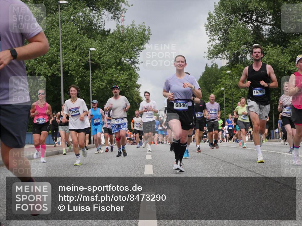 29.06.2025 - hella hamburg halbmarathon Luisa Fischer http://msf.ph/oto/8473290 29.06.2025 10:45:03 Kennedybrücke 2153, 14938, 10483, 4787, 51, 4415, 6846, 2762, 6719, 2763, 16705, 1248, 1314, 1317, 1536, 2763, 3532, 3533, 3694, 5086, 6066, 6719, 6793, 6846, 6894, 7821, 8300, 8301, 8443, 8586, 10027, 10483 meine-sportfotos.de