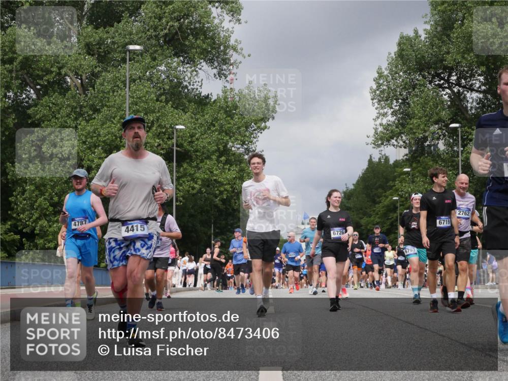 29.06.2025 - hella hamburg halbmarathon Luisa Fischer http://msf.ph/oto/8473406 29.06.2025 10:45:06 Kennedybrücke 4787, 4415, 6726, 1765, 6793, 6719, 2762, 1317, 1536, 2762, 2763, 3532, 3533, 6066, 6719, 6793, 6846, 6894, 8300, 8301, 8443, 8586, 10483 meine-sportfotos.de