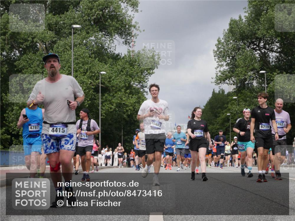 29.06.2025 - hella hamburg halbmarathon Luisa Fischer http://msf.ph/oto/8473416 29.06.2025 10:45:07 Kennedybrücke 4787, 4415, 10483, 8751, 14043, 138, 6726, 90944, 793, 6719, 2762, 1317, 1536, 2762, 2763, 3532, 3533, 5942, 6066, 6719, 6726, 6793, 6846, 6894, 8300, 8301, 8443, 8586, 10483 meine-sportfotos.de
