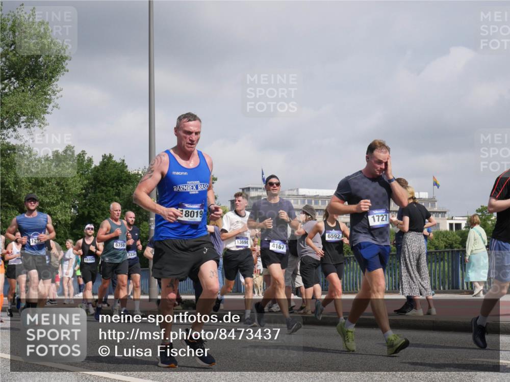29.06.2025 - hella hamburg halbmarathon Luisa Fischer http://msf.ph/oto/8473437 29.06.2025 10:01:33 Kennedybrücke 125, 6759, 3334, 8019, 6592, 13694, 4167, 1727, 1410, 1727, 2518, 2656, 2883, 3334, 3952, 4152, 4167, 5077, 6294, 6592, 6657, 6759, 6877, 7369, 8393, 10724 meine-sportfotos.de